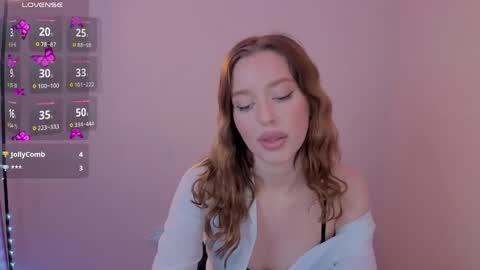 Olivia online show from 04/22/26, 07:04