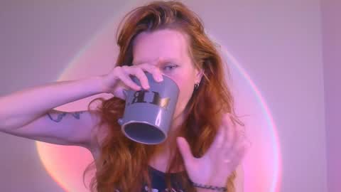 Yolanda online show from 01/02/25, 06:23