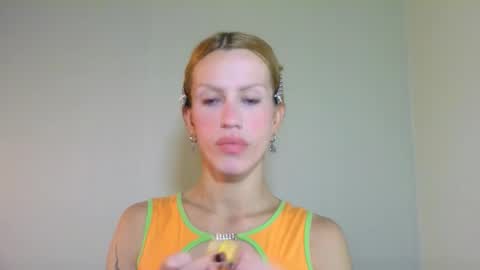 Yolanda online show from 10/11/25, 07:12