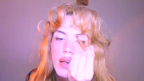 Yolanda online show from 02/21/26, 03:35