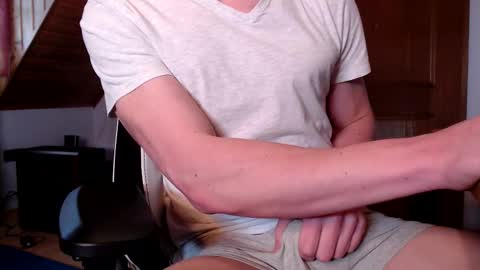 Snapshot of thedome372 chatting on 01/11/26, 10:53 thedome372 online show from 01/11/26, 10:53