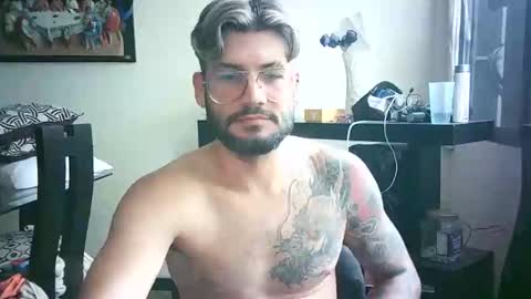 Snapshot of thedragonboyxxx chatting on 04/22/26, 06:53 thedragonboyxxx online show from 04/22/26, 06:53