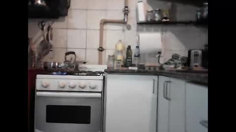 Snapshot of thedudnextdoor chatting on 02/22/25, 10:52 thedudnextdoor online show from 02/22/25, 10:52