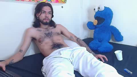 independent Model online show from 01/27/25, 11:33