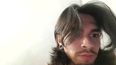 independent Model online show from 03/06/25, 08:30