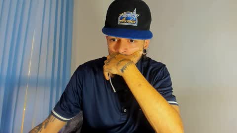 independent Model online show from 11/04/25, 10:20