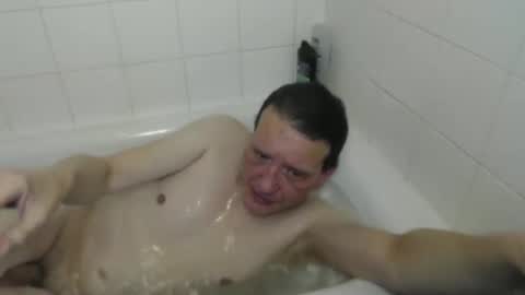 Green online show from 12/10/24, 10:16