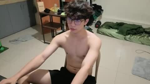 Green online show from 02/17/26, 08:26