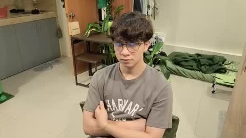 Green online show from 02/28/26, 08:21