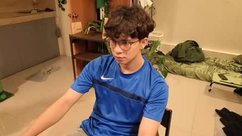 Green online show from 03/01/26, 06:32