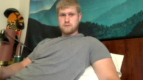 Snapshot of thehairyprince chatting on 06/15/26, 02:52 Harry online show from 06/15/26, 02:52