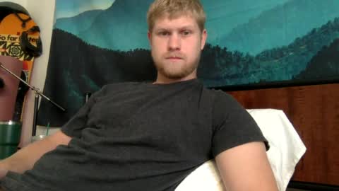 Snapshot of thehairyprince chatting on 07/29/26, 02:04 Harry online show from 07/29/26, 02:04