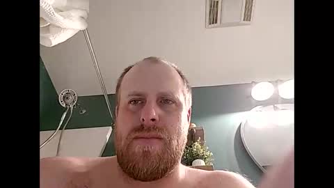 Snapshot of thehammerxx chatting on 09/30/25, 09:47 thehammerxx online show from 09/30/25, 09:47