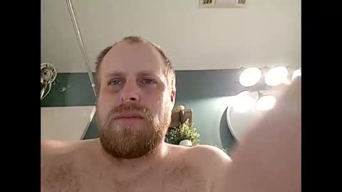 Snapshot of thehammerxx chatting on 10/13/25, 10:04 thehammerxx online show from 10/13/25, 10:04