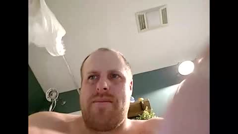 Snapshot of thehammerxx chatting on 10/28/25, 10:30 thehammerxx online show from 10/28/25, 10:30