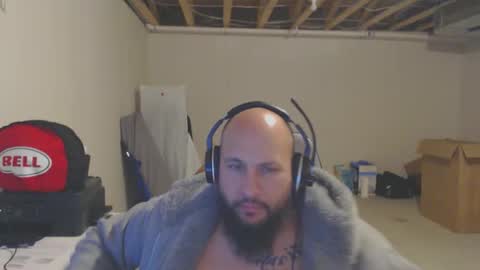 Snapshot of thehawaiian93 chatting on 02/04/26, 05:02 thehawaiian93 online show from 02/04/26, 05:02