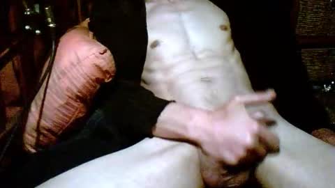 Snapshot of thehiddencrazy chatting on 10/17/25, 02:37 THCrazy online show from 10/17/25, 02:37