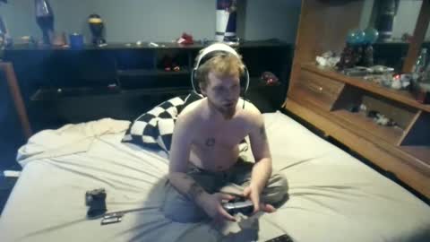 fuzzyfox online show from 09/12/25, 06:57