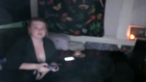 fuzzyfox online show from 09/20/25, 04:46