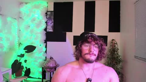 Snapshot of thejohnnystone chatting on 05/15/26, 11:34 Johnny Stone online show from 05/15/26, 11:34