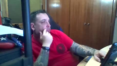 Snapshot of thekier chatting on 02/17/25, 07:10 thekier online show from 02/17/25, 07:10