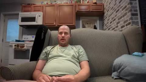 Snapshot of thel0stboybigcock chatting on 07/16/26, 07:42 thel0stboybigcock online show from 07/16/26, 07:42