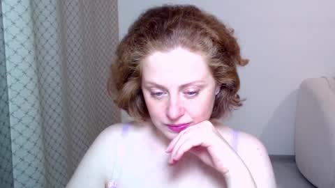 Ella online show from 11/22/25, 05:50