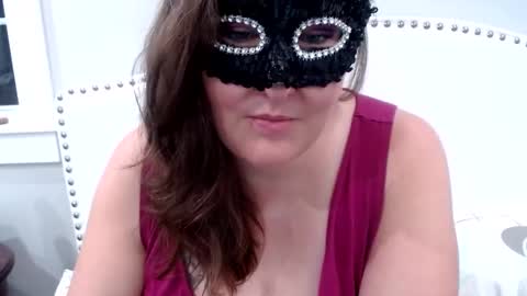 Snapshot of thelipsdown chatting on 12/09/24, 11:24 Lacey online show from 12/09/24, 11:24