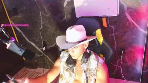 Snapshot of thelitoshowofficial chatting on 04/15/26, 07:48 thelitoshowofficial online show from 04/15/26, 07:48