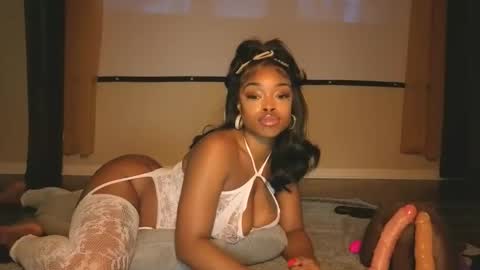 thelovelybrown online show from 11/24/25, 06:18