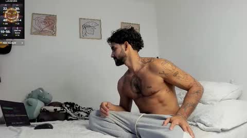 Snapshot of thelovers666 chatting on 12/22/25, 06:49 Evangeline and Asaf online show from 12/22/25, 06:49