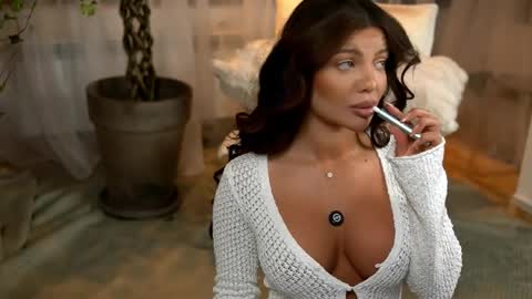 Madison online show from 04/01/26, 02:45