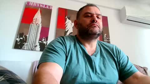 Snapshot of themastercomander chatting on 05/05/26, 08:44 Big Alpha Daddy Master online show from 05/05/26, 08:44