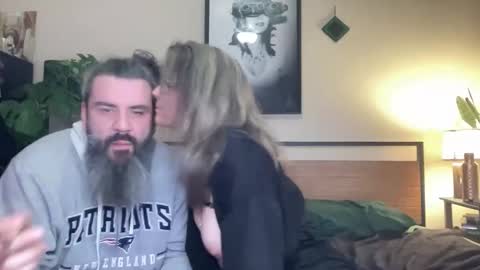 The Mated Pair online show from 01/08/26, 04:59