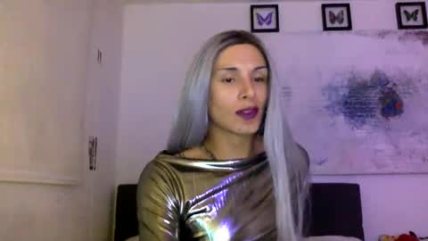 Snapshot of thematryoshka chatting on 12/29/24, 02:06 Lucy Lucy online show from 12/29/24, 02:06