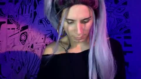 Snapshot of thematryoshka chatting on 01/08/25, 01:11 Lucy Lucy online show from 01/08/25, 01:11