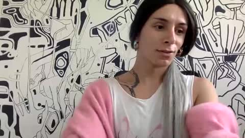 Snapshot of thematryoshka chatting on 01/15/25, 08:58 Lucy Lucy online show from 01/15/25, 08:58