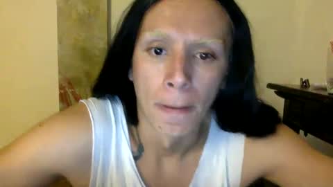 Snapshot of thematryoshka chatting on 02/20/25, 01:57 Lucy Lucy online show from 02/20/25, 01:57