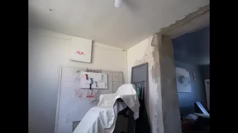 Lucy Lucy online show from 11/12/25, 03:12