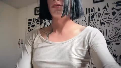 Lucy Lucy online show from 12/15/25, 07:40