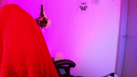 themelrose online show from 04/18/26, 07:58