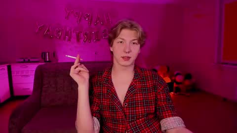 Snapshot of themikesever chatting on 03/07/25, 08:55 Sever online show from 03/07/25, 08:55