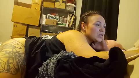 Snapshot of themixologistwink chatting on 11/27/25, 06:59 Stephanie Fuller online show from 11/27/25, 06:59