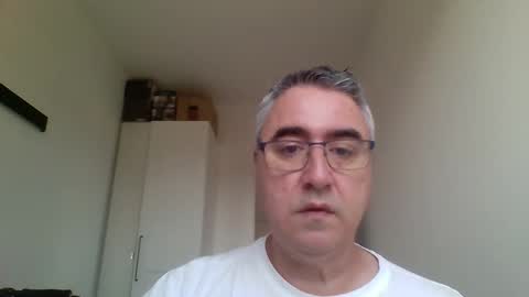 Snapshot of themohican chatting on 04/29/26, 07:34 Themohican online show from 04/29/26, 07:34