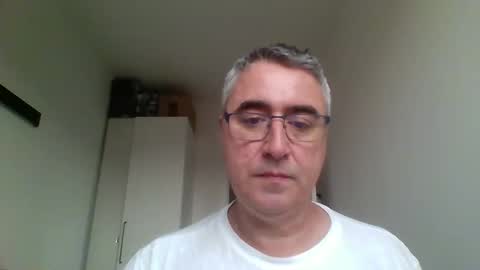 Snapshot of themohican chatting on 04/29/26, 05:30 Themohican online show from 04/29/26, 05:30