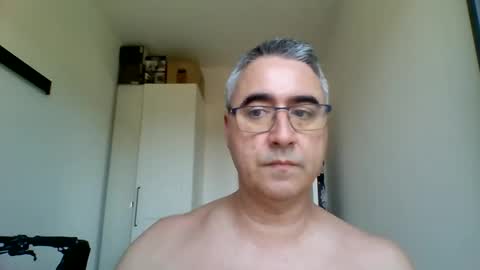 Snapshot of themohican chatting on 06/06/26, 08:30 Themohican online show from 06/06/26, 08:30