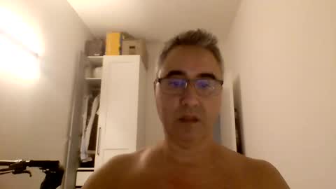 Snapshot of themohican chatting on 07/24/26, 07:01 Themohican online show from 07/24/26, 07:01