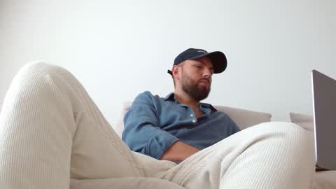 TheMonarchGoat online show from 04/05/26, 05:59