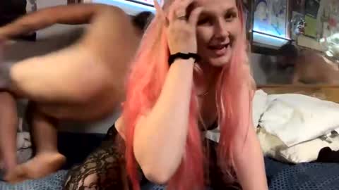 themoreulickthemoreidrip online show from 12/09/24, 06:34