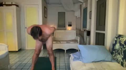 Snapshot of thenakedartist_ chatting on 02/01/25, 10:13 Woody online show from 02/01/25, 10:13
